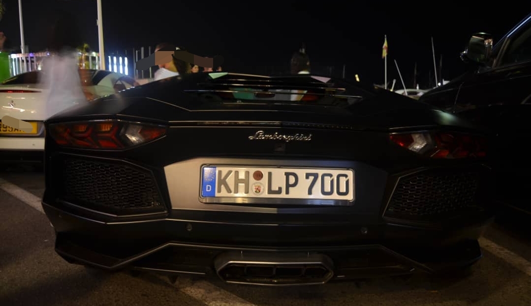 KH LP 700, Lamborghini Aventador LP700-4, 2011–2016