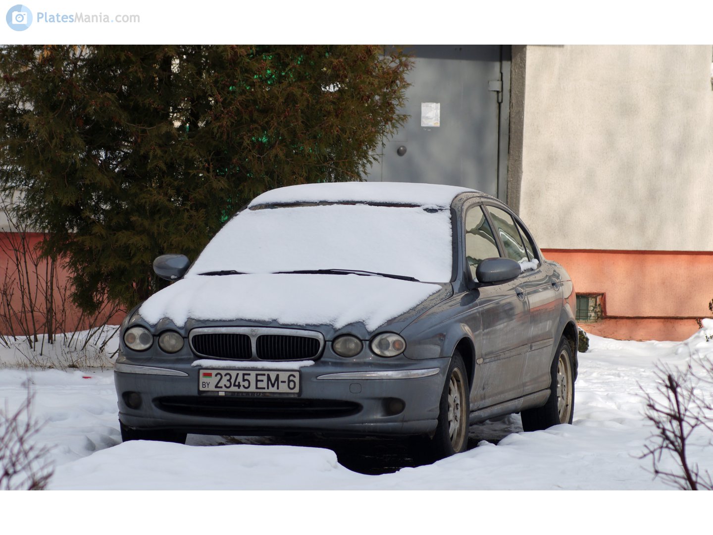 2345 EM-6, Jaguar X-Type 1st gen Sedan (X400), 2001–2009