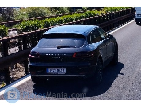 I 7410 AS, Porsche Macan