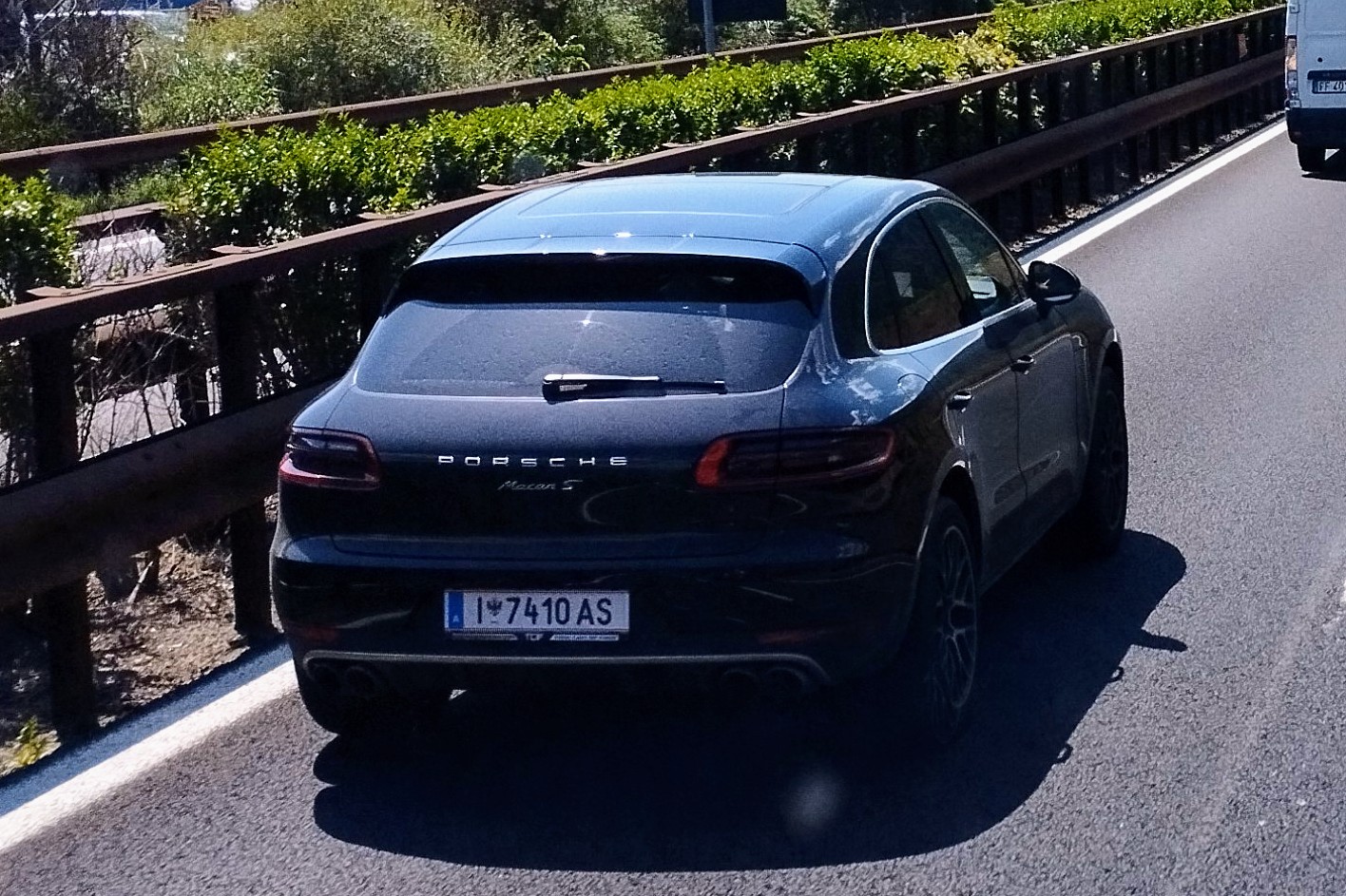 I 7410 AS, Porsche Macan 1st gen (95B), 2014–2018