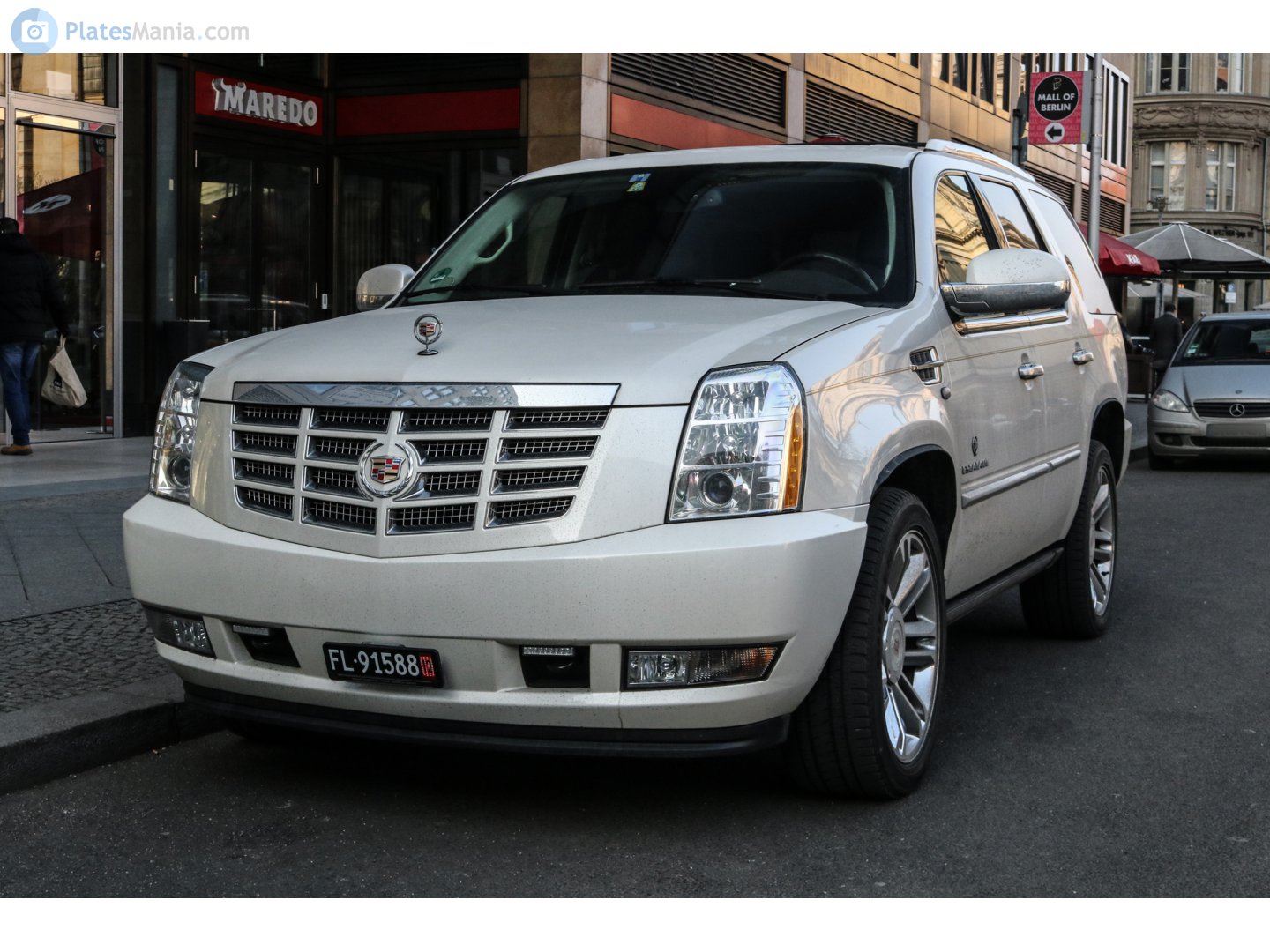 FL 91588, Cadillac Escalade 3rd gen (GMT926), 2006–2014