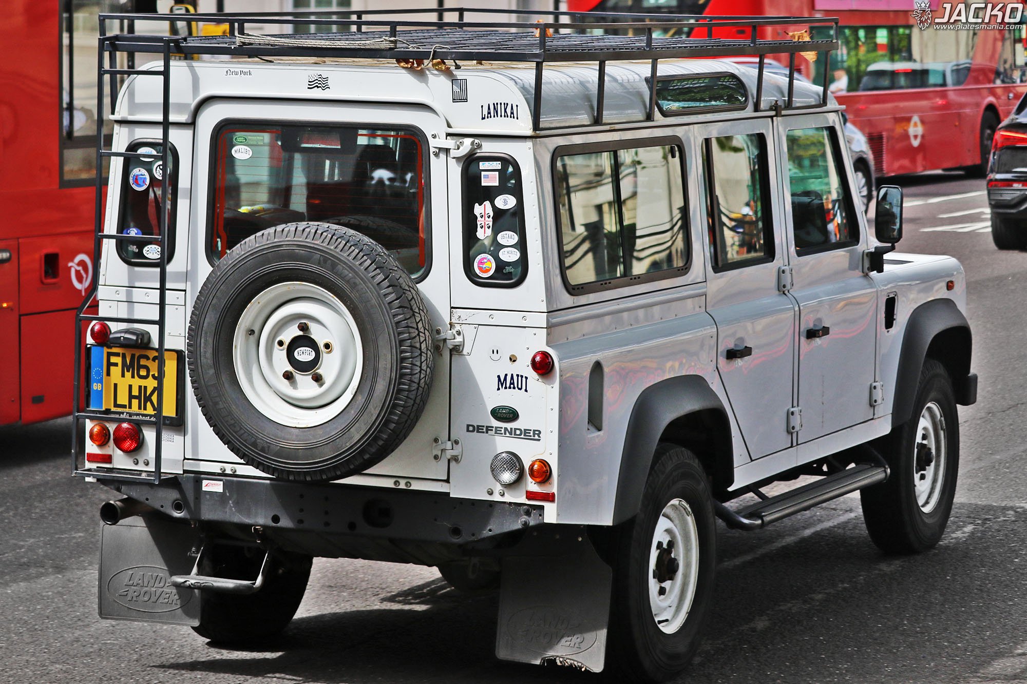 FM63LHK, Land Rover Defender 1st gen 110