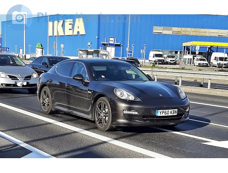 YP60 KBN, Porsche Panamera
