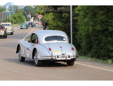 910 UYE, Jaguar XK140