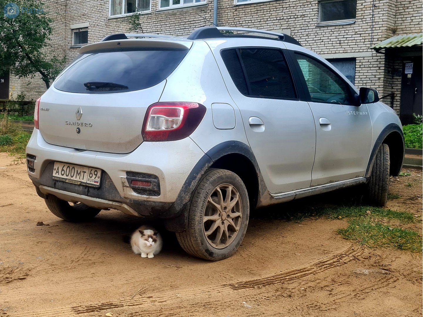 а 600 мт 69, Renault Sandero 2nd gen Stepway (B52), 2013­–