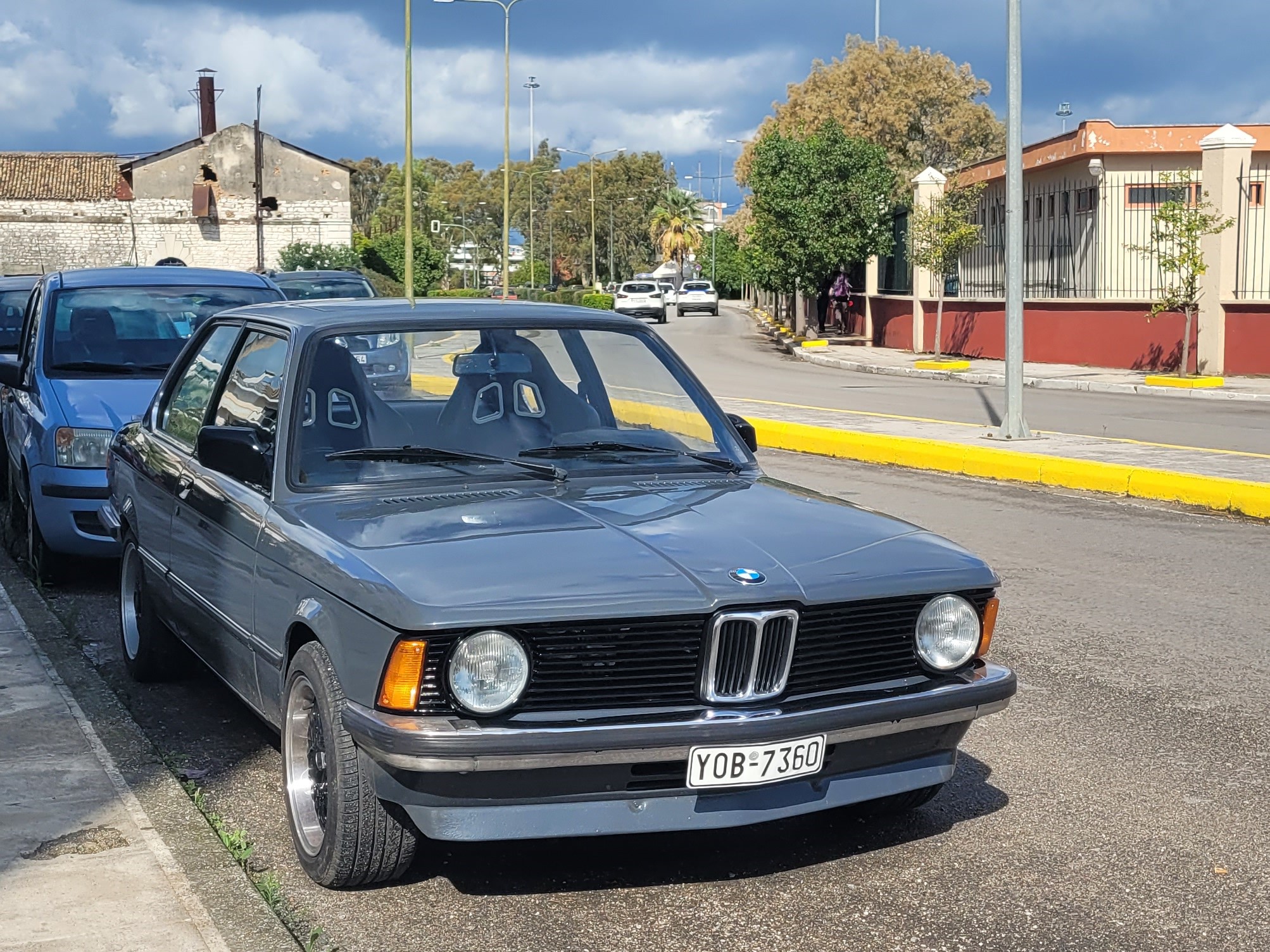 YOB-7360, BMW 3 Series 1st gen Coupé (E21), 1975–1983