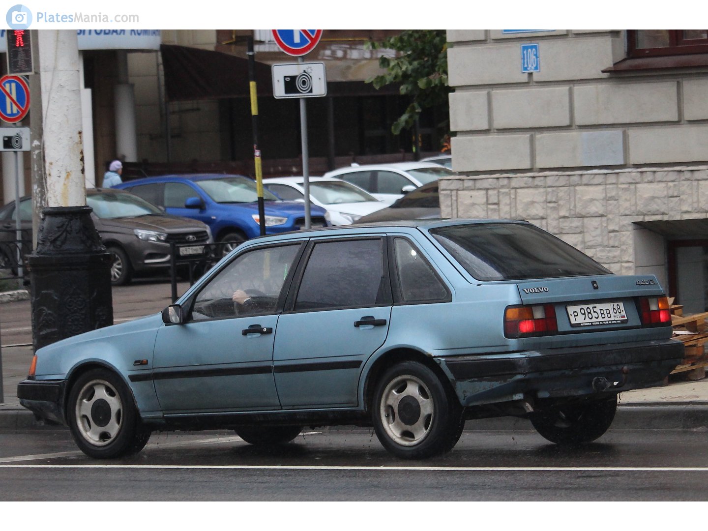 р 985 вв 68, Volvo 440 1st gen (445), 1987–1993