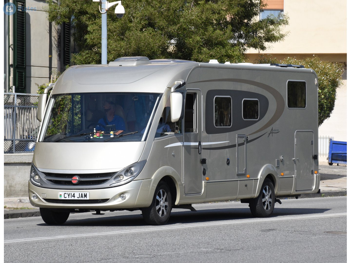 CY14JAM, Bürstner Aviano 