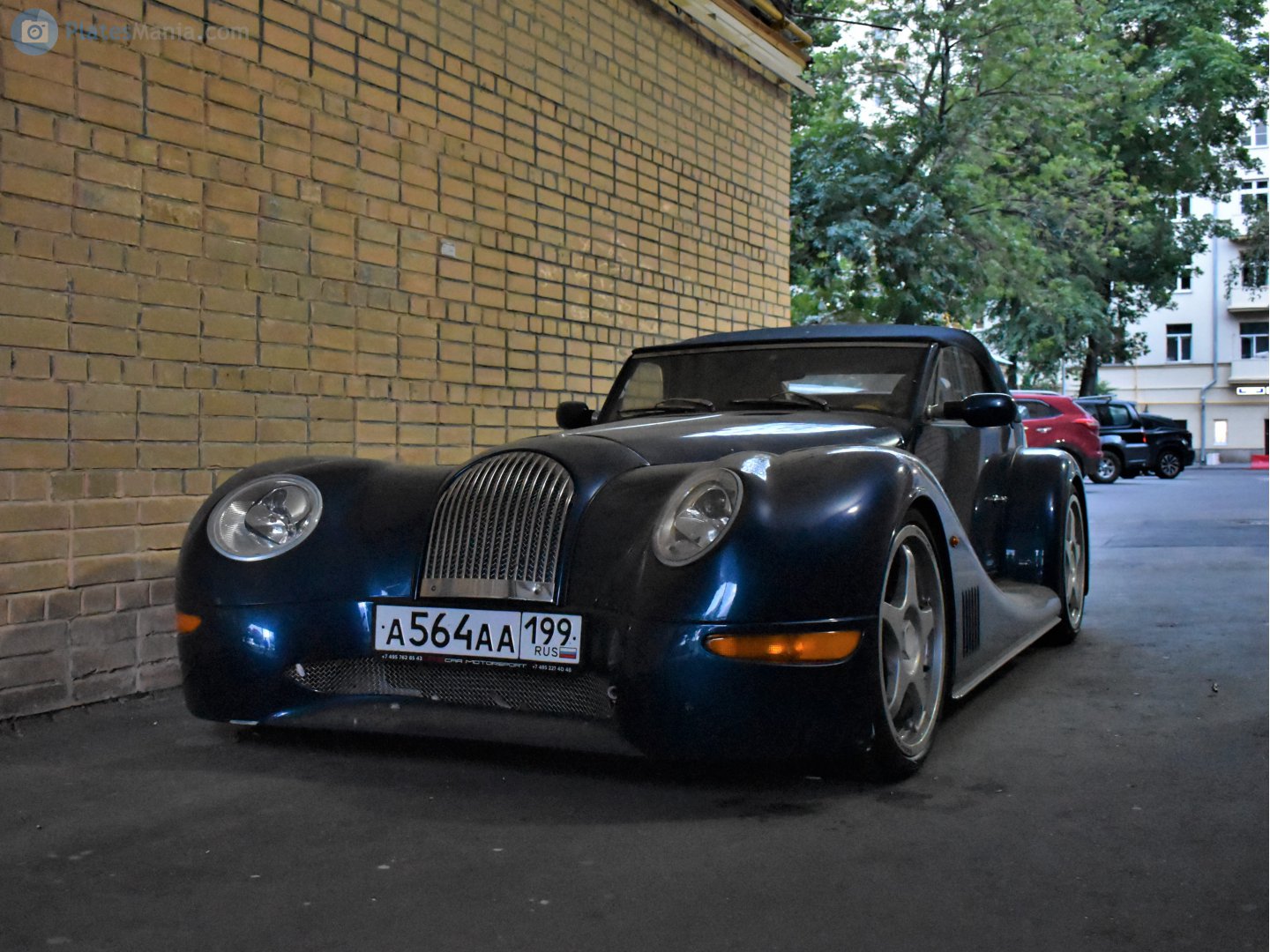 а 564 аа 199, Morgan Aero 8 
