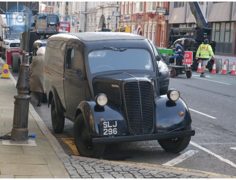 SLJ 296, Fordson E83W