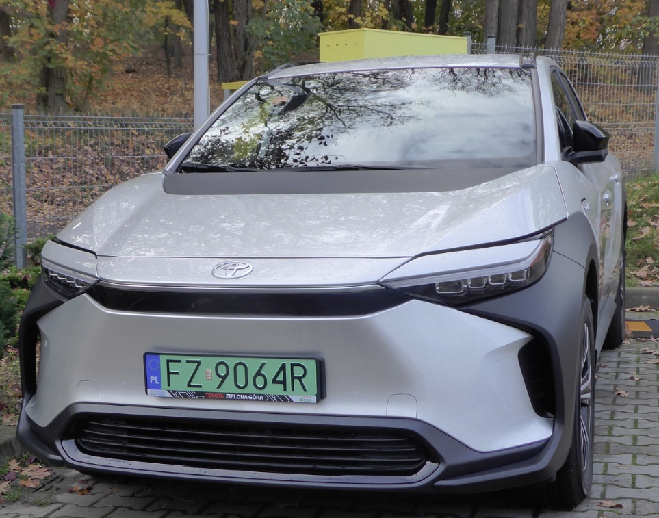 FZ 9064R, Toyota bZ4X 1st gen (EA10), 2022–