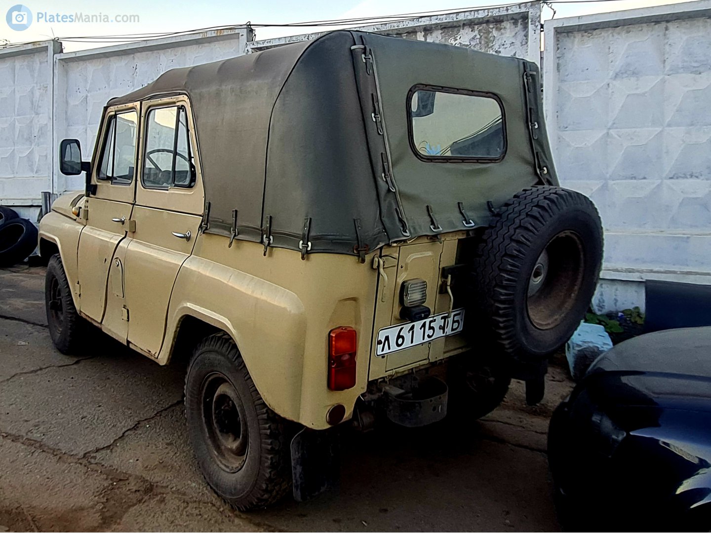 л 6115 ТБ, УАЗ 469/3151 