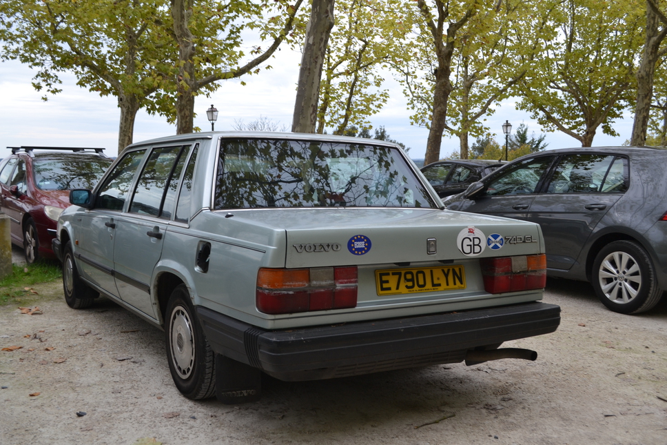 E790LYN, Volvo 740 1st gen Sedan (744), 1984–1989