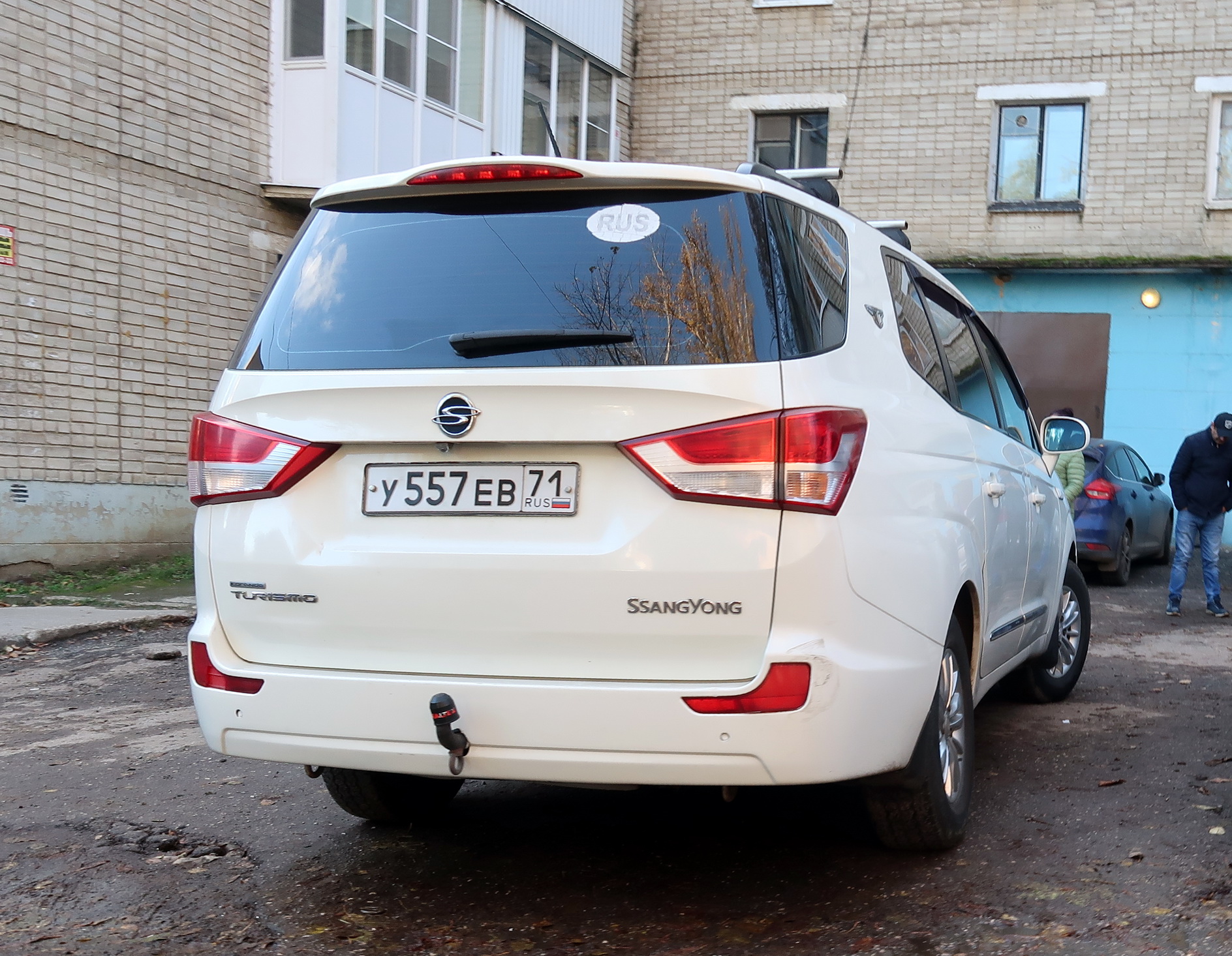 у 557 ев 71, SsangYong (KGM) Korando Turismo MPV (A150; KR-market), 2013–2018