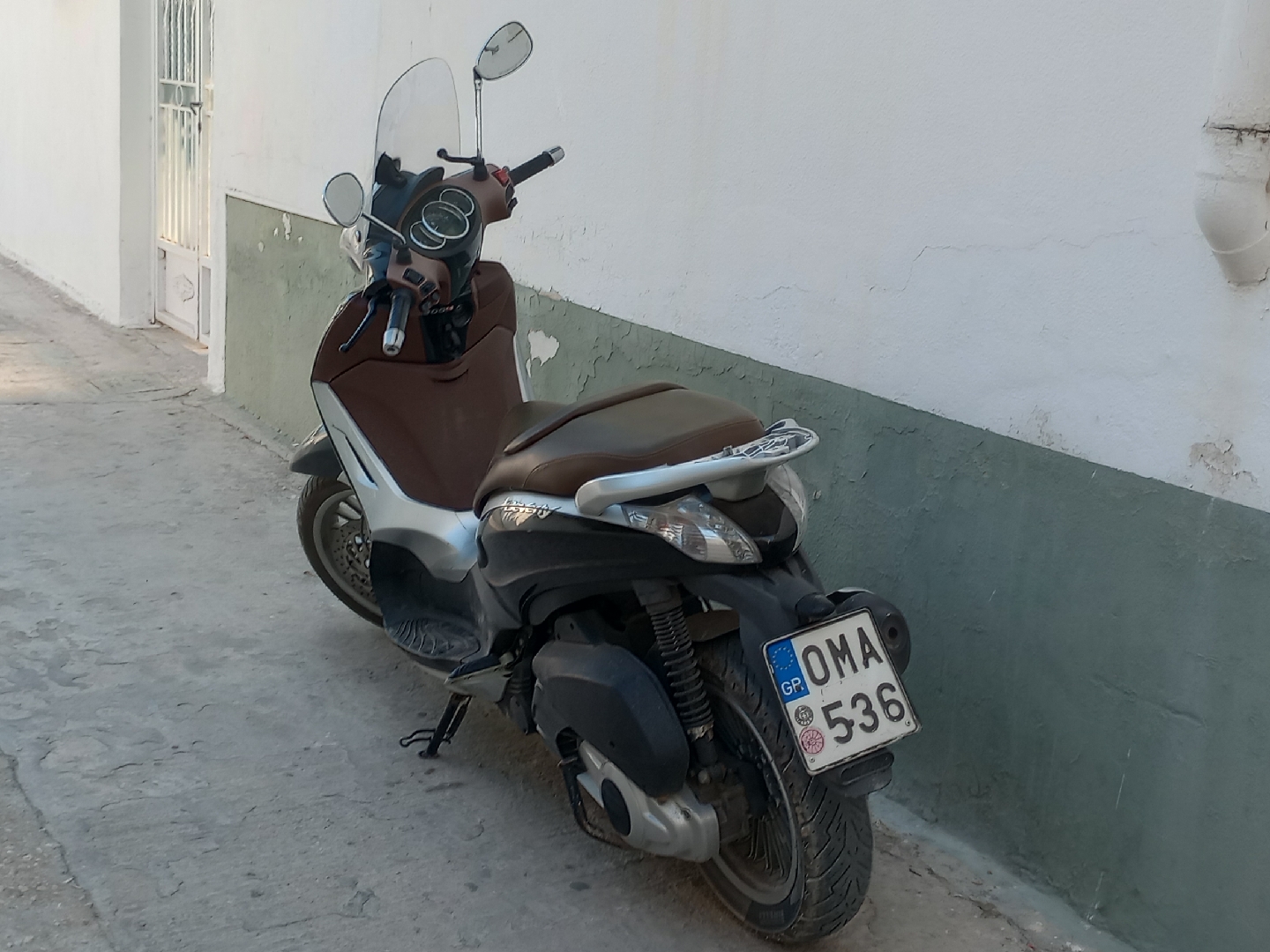 OMA-536, Piaggio Beverly 2nd gen, 2010–2020