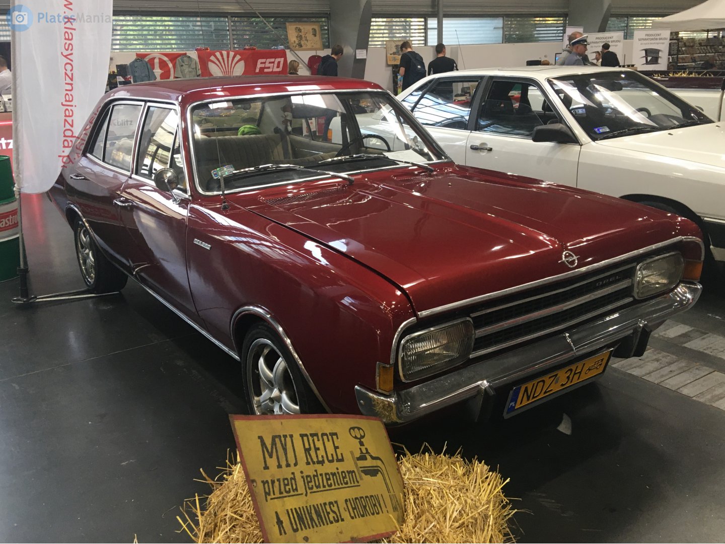 NDZ 3H, Opel Rekord 3rd gen 4-door Sedan (C), 1966–1971