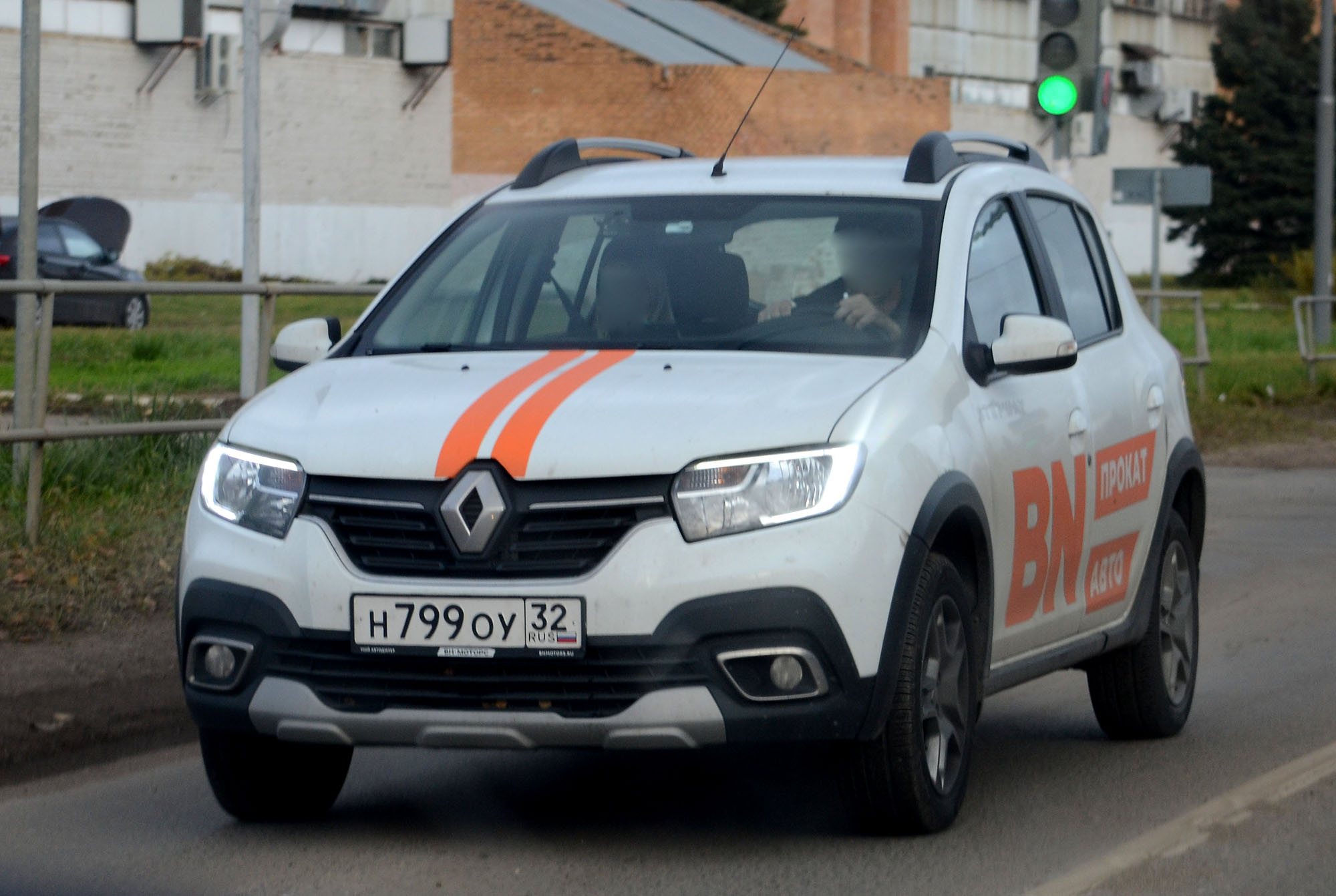 н 799 оу 32, Renault Sandero 2nd gen Stepway (B52), 2013­–