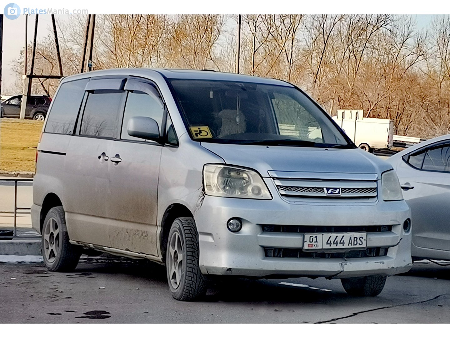 01 444 ABS, Toyota Noah 