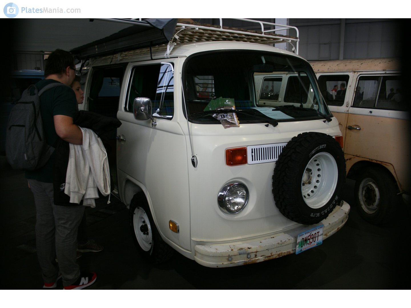 DM530T, License plate without vehicle 