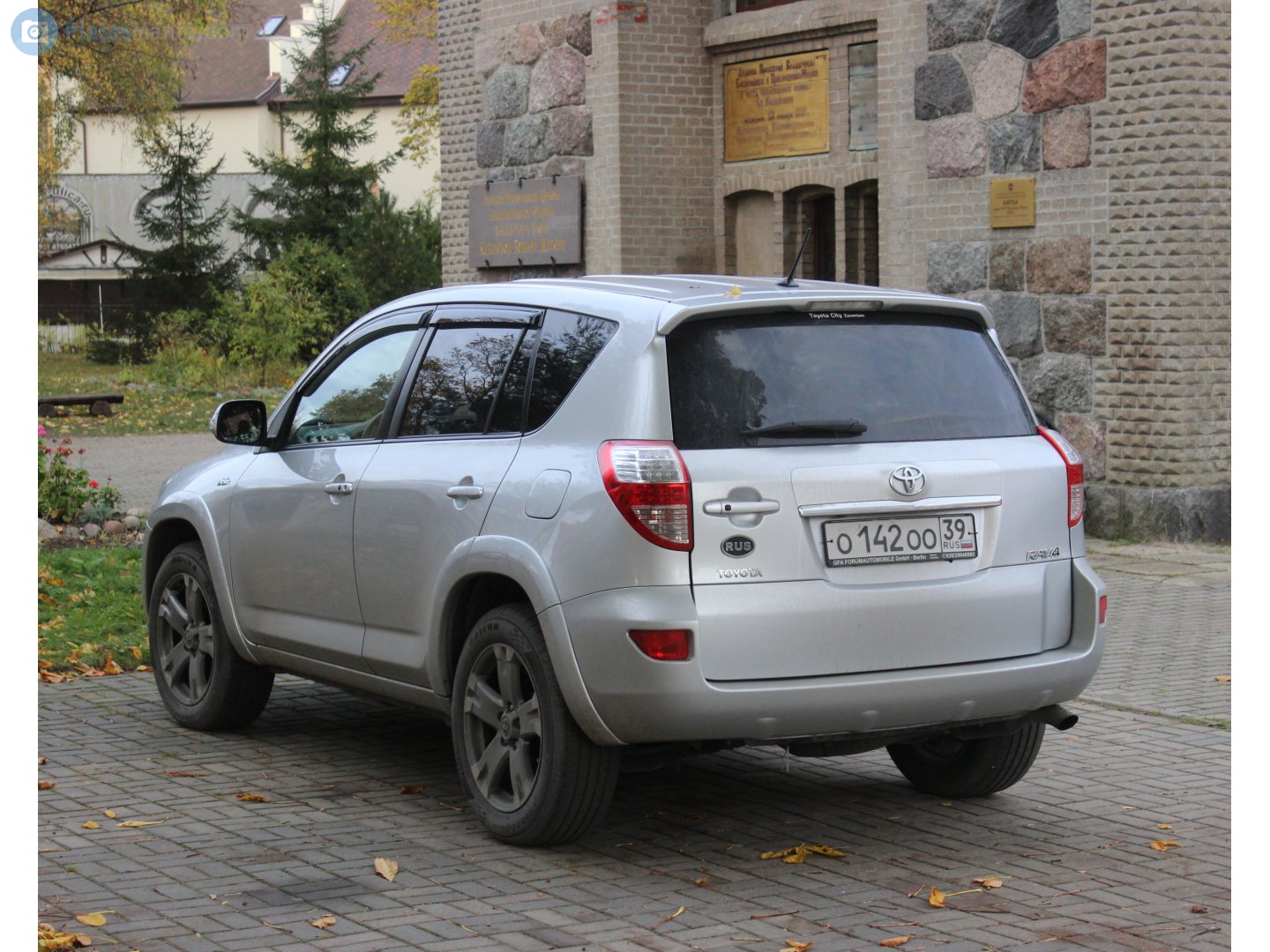 о 142 оо 39, Toyota RAV4 3rd gen (XA30), 2005–2013 (–2016 for JP-market)