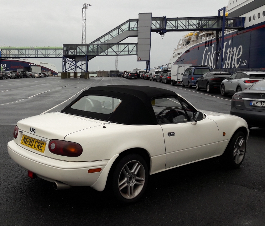 N690CRE, Mazda MX-5/Miata 1st gen (NA), 1989–1997