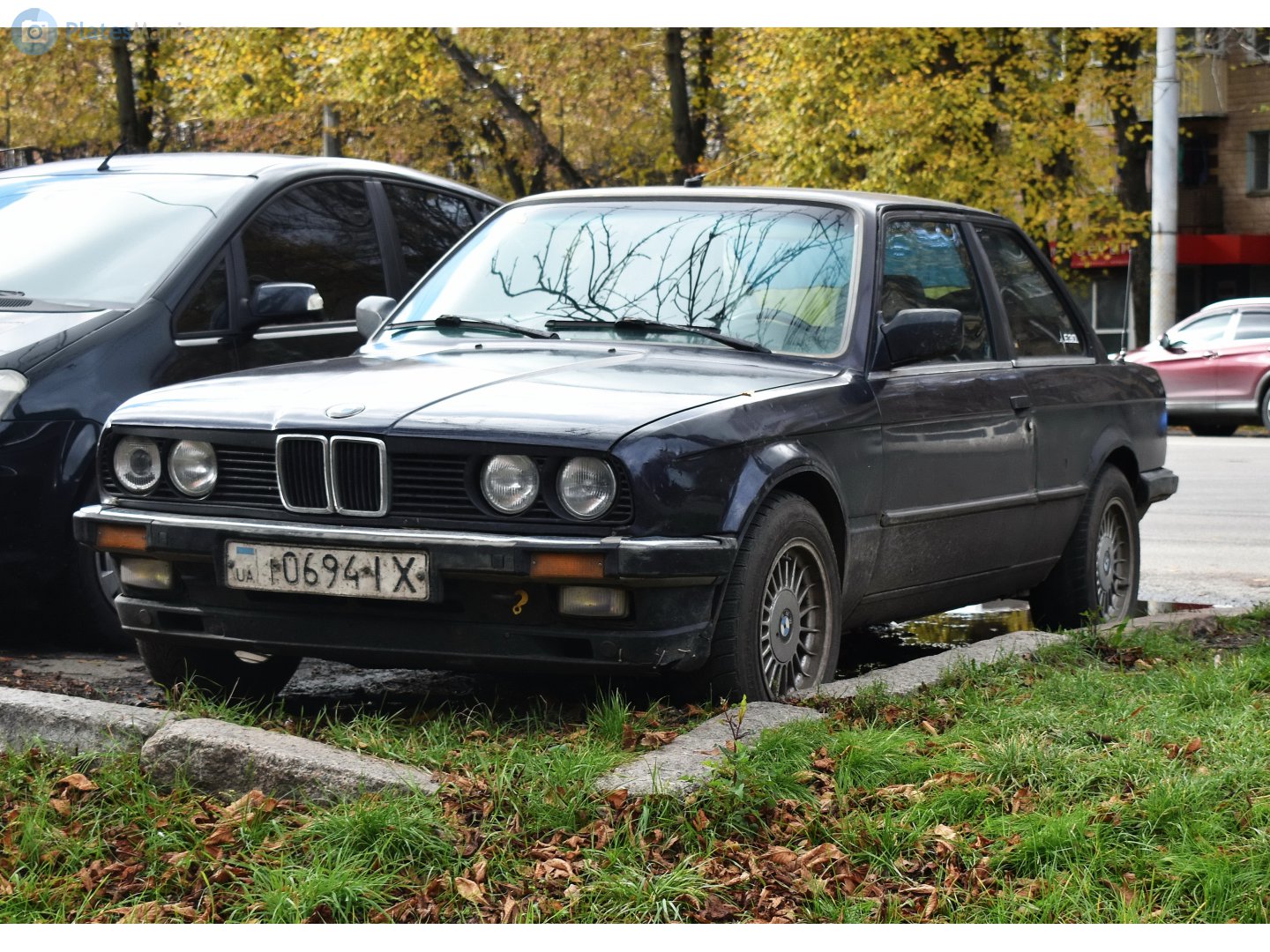 i 0694 ІХ, BMW 3 Series 2nd gen Coupé (E30), 1982–1991