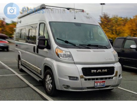 2B 0625M, Winnebago Travato