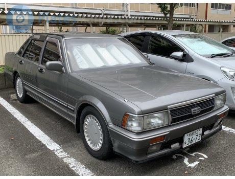 京都 52 な 3673, Nissan Gloria