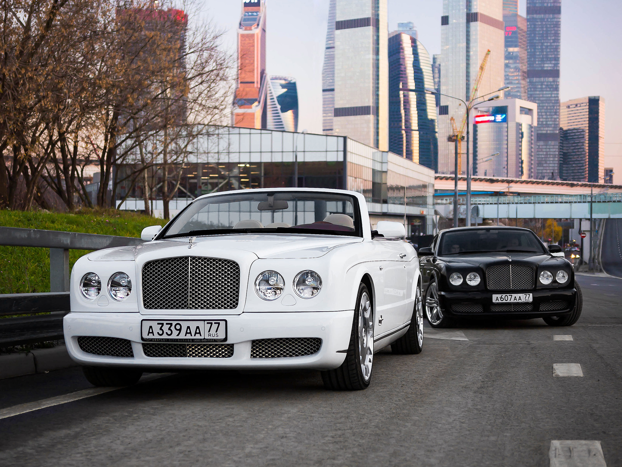а 339 аа 77, Bentley Azure 2nd gen, 2006–2010