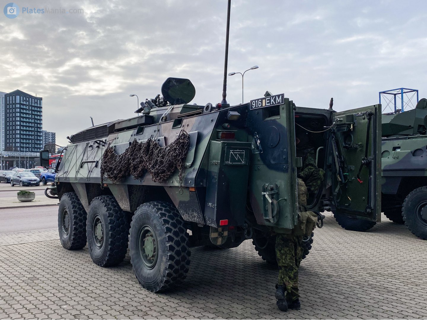 916 EKM, Regular car plates 