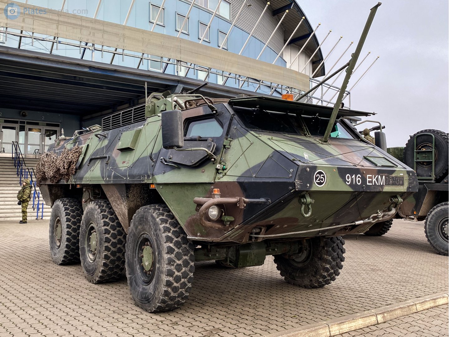 916 EKM, Patria Pasi 