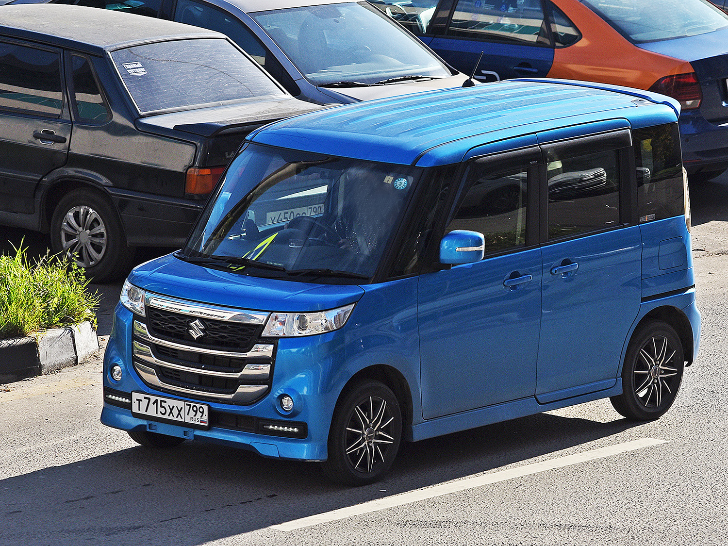 т 715 хх 799, Suzuki Spacia 1st gen Custom Z (MK42S), 2016–2017