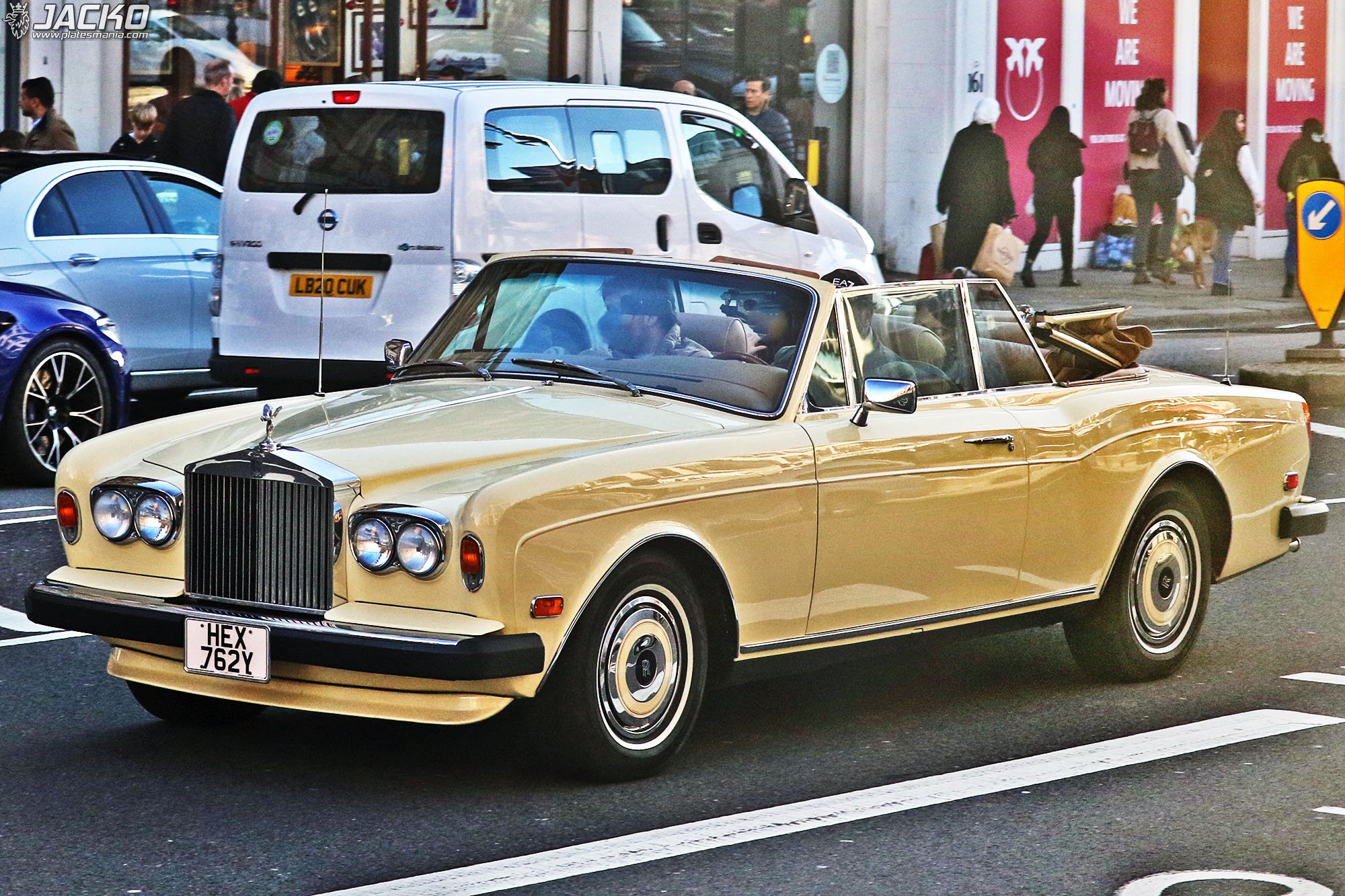 HEX762Y, Rolls-Royce Corniche I–IV Convertible, 1971–1995