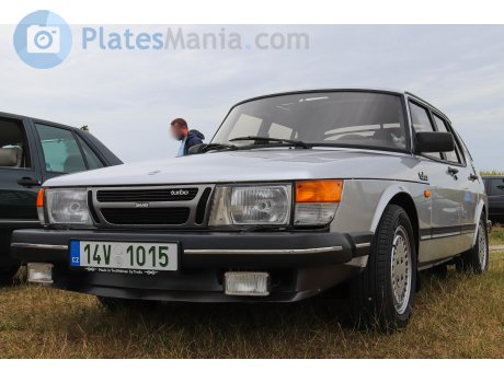 14V 1015, SAAB 900