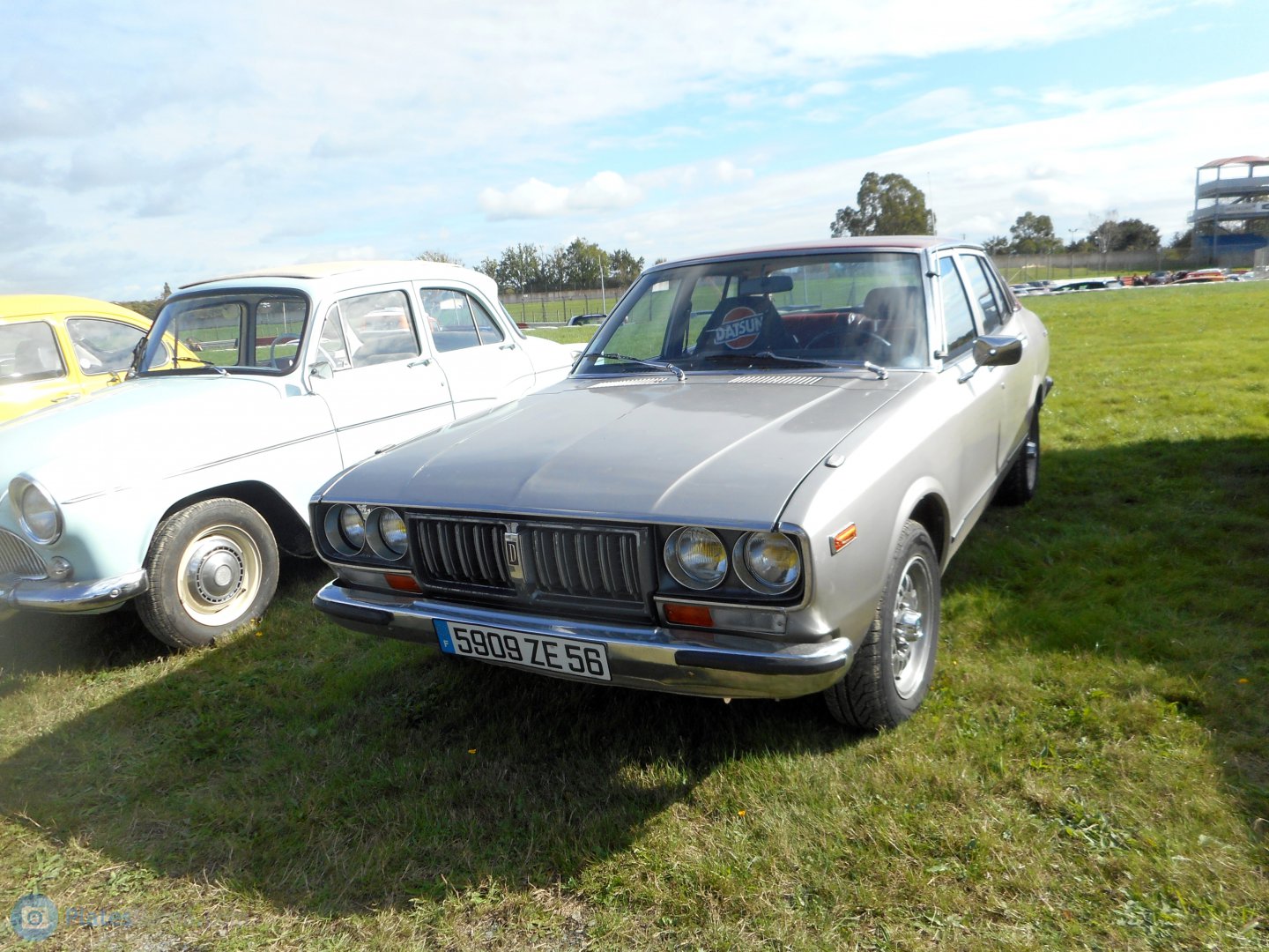 5909 ZE 56, Datsun Bluebird 5th gen Sedan (810), 1976–1979