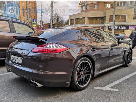 е888ее777, Porsche Panamera
