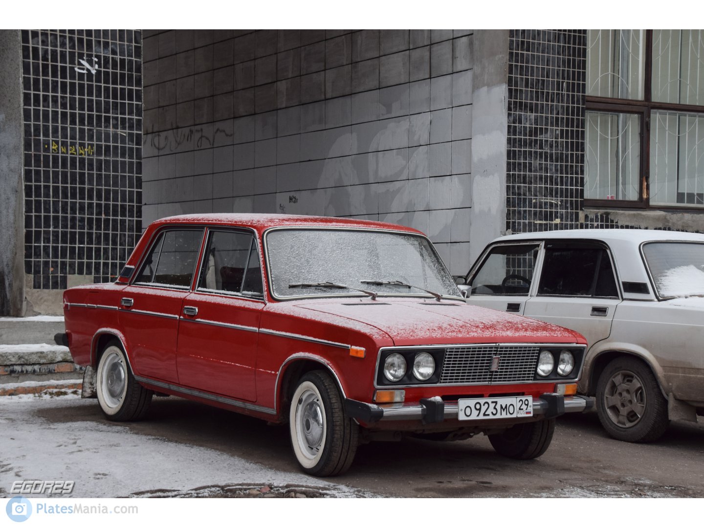 923-29-photos-lada-vaz-2106-russia