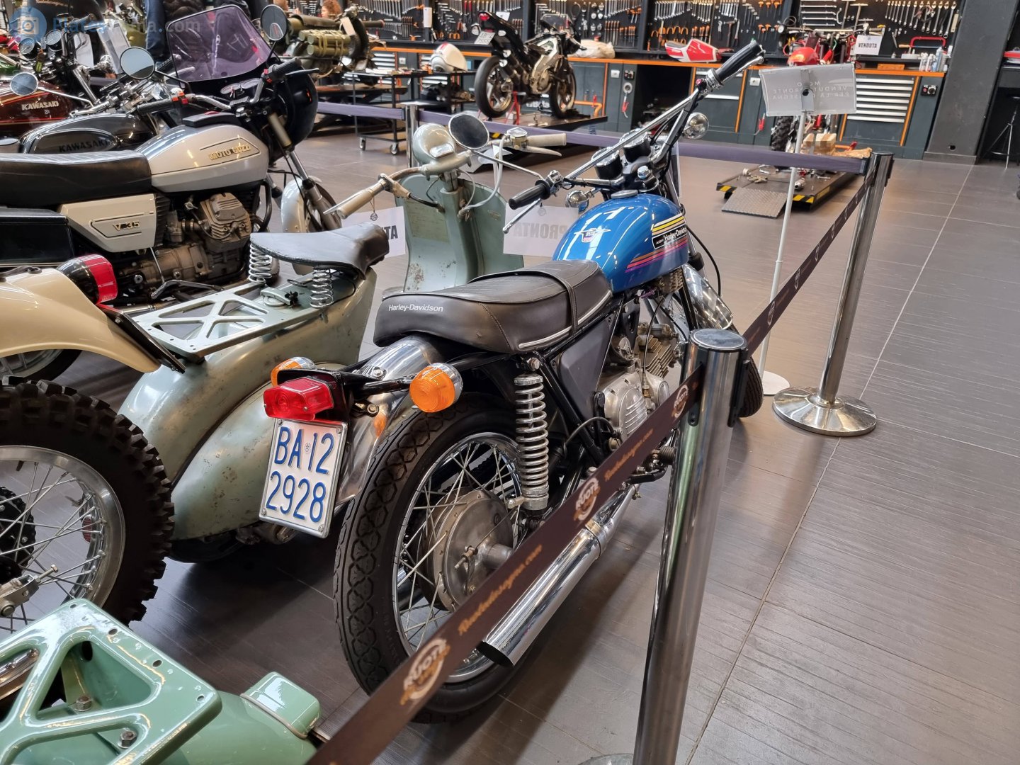 BA 122928, Harley-Davidson SS 