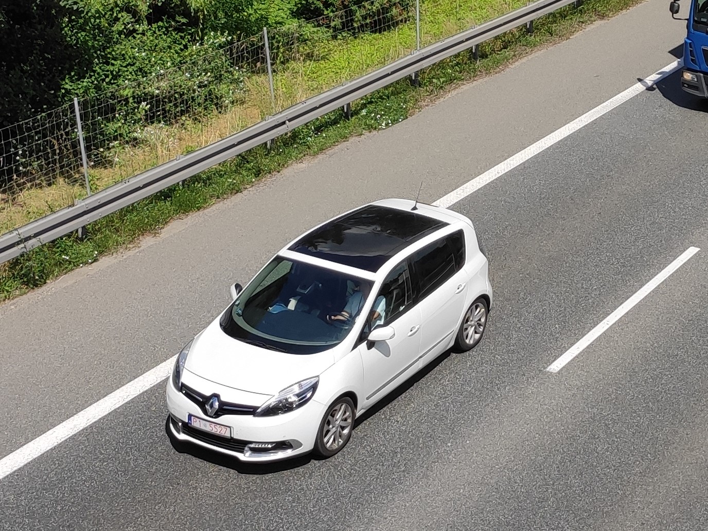P1 5527, Renault Scénic 3rd gen (J95), 2009–2016