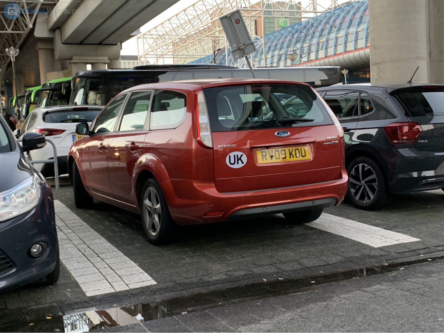 RV09KOU, Ford Focus 2nd gen Turnier Wagon (DA3; C307), facelift, 2008–2011