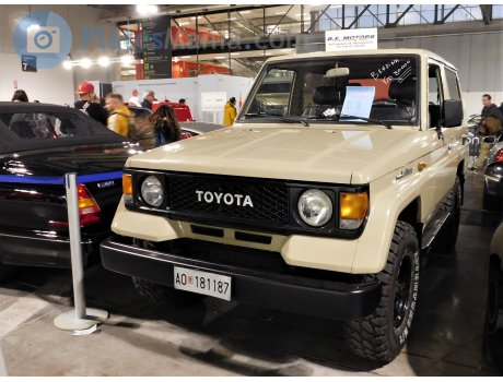 AO 181187, Toyota Land Cruiser Prado