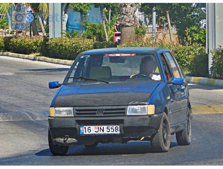 16 JN 558, FIAT Uno