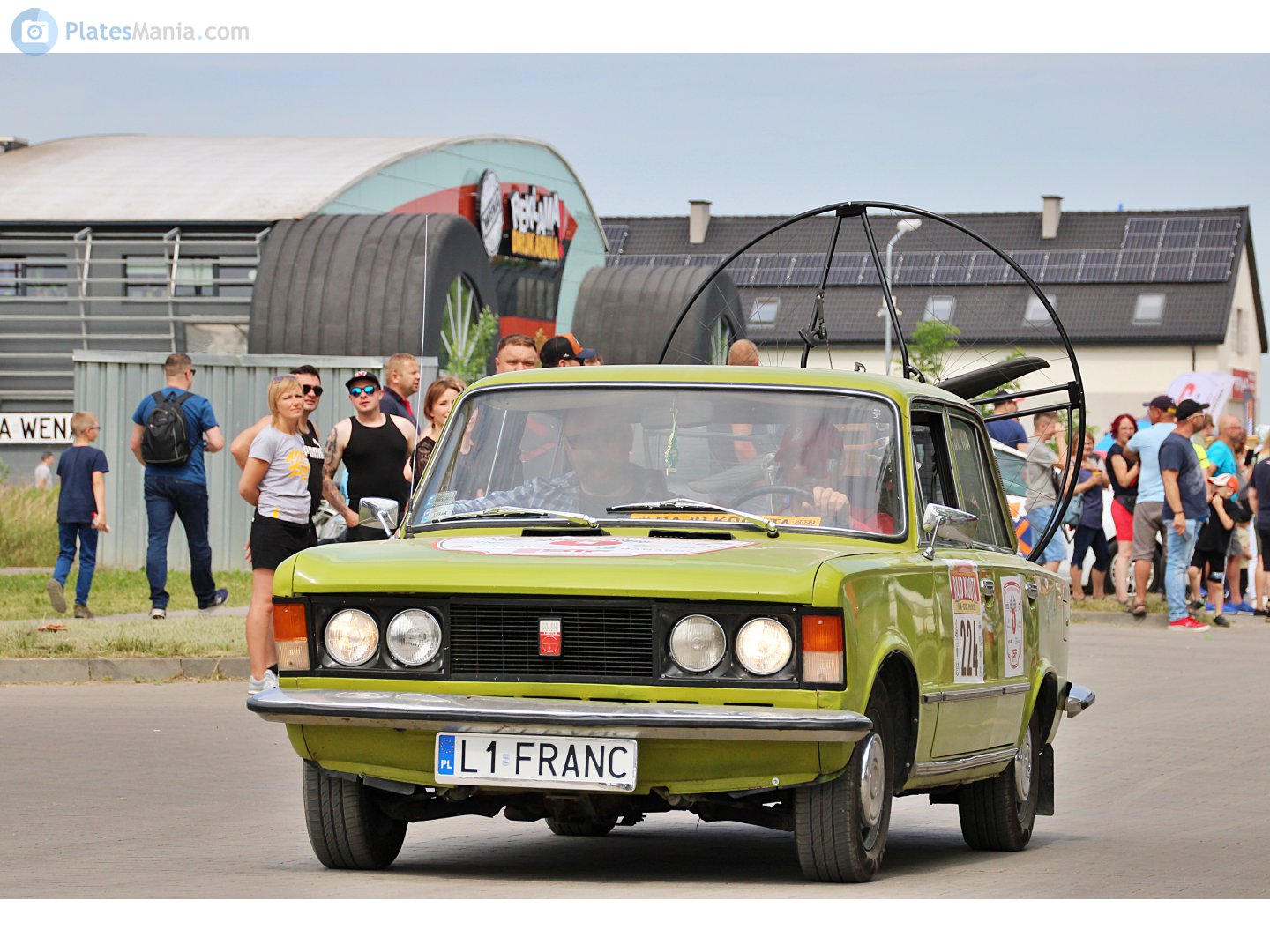 L1 FRANC, Polski Fiat 125p 115C Sedan (MR75), facelift, 1975–1983