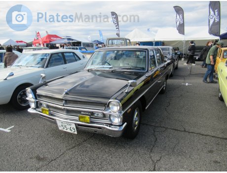 神戸 504 の 5569, Nissan Gloria