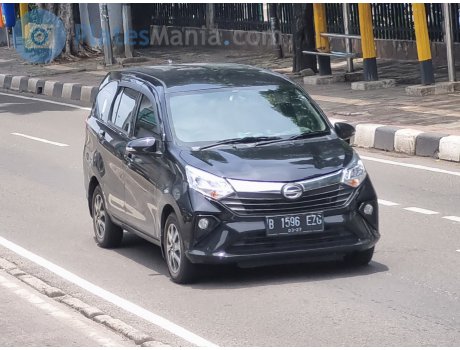 B 1596 EZG, Daihatsu Sigra
