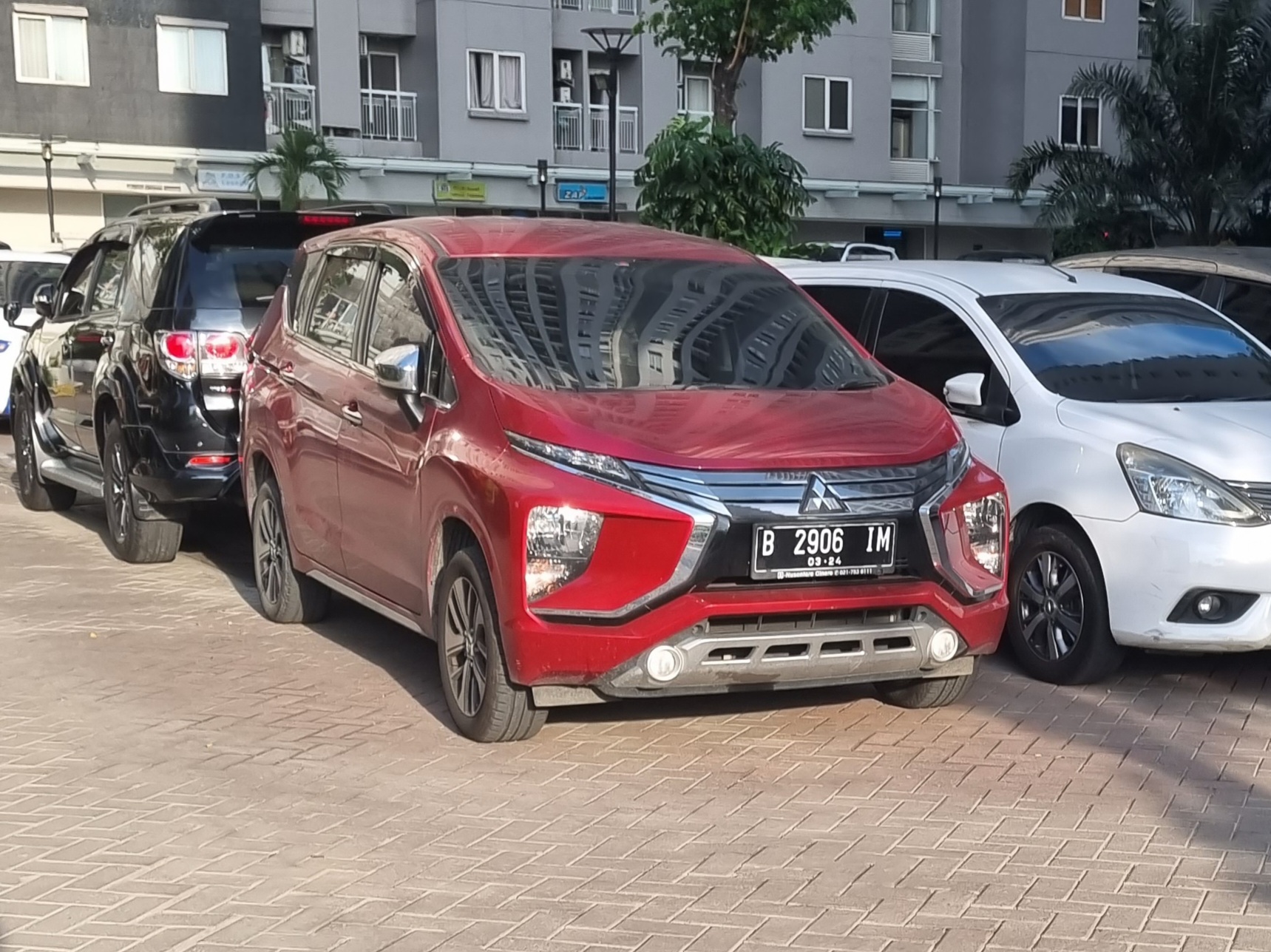 B 2906 IM, Mitsubishi Xpander 1st gen (NC1W), 2017–2021