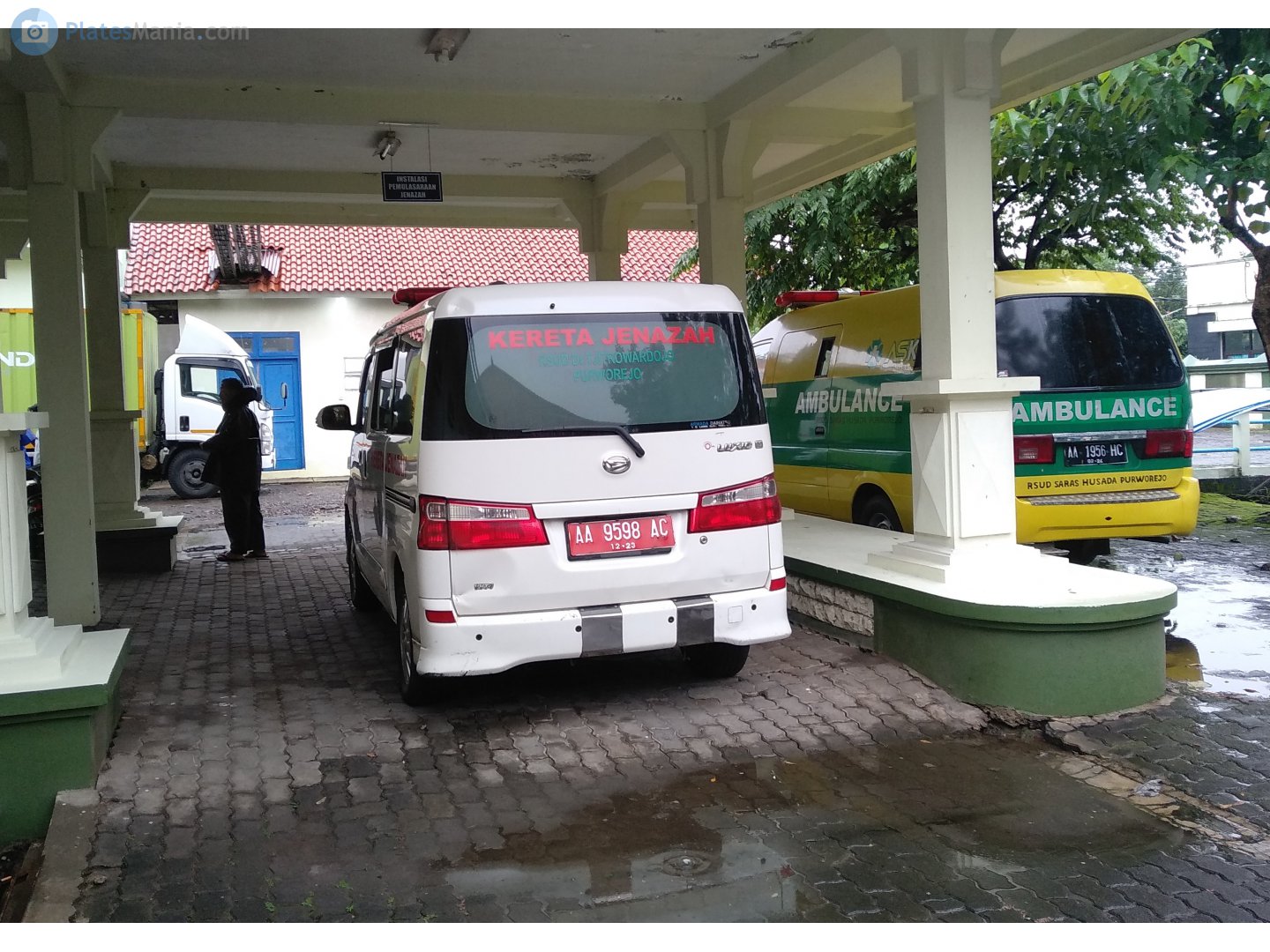 AA 9598 AC, Daihatsu Luxio 1st gen (S400), 2009–