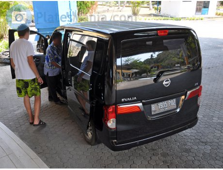 B 1935 POZ, Nissan Evalia