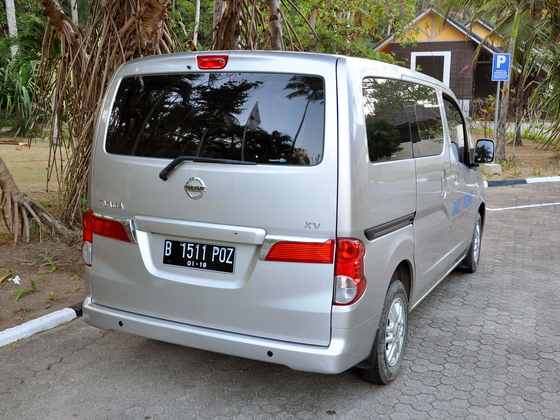 B 1511 POZ, Nissan Evalia 