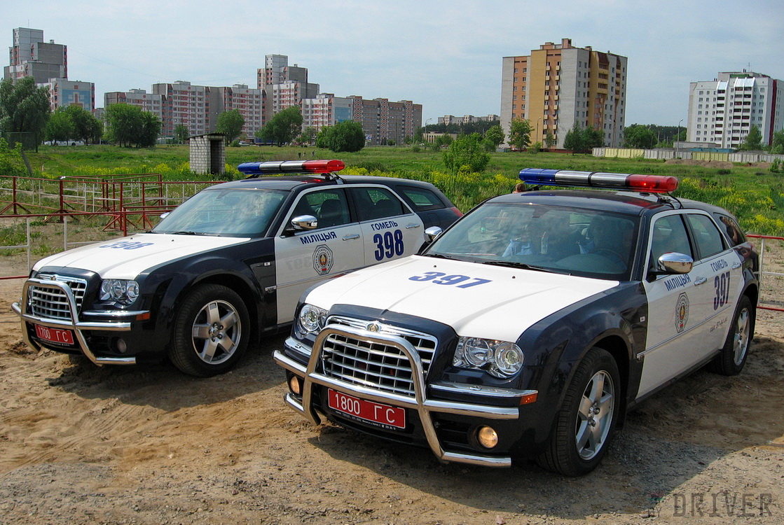 1700 ГС, Chrysler 300/300C 1st gen Touring (LX), 2004–2010